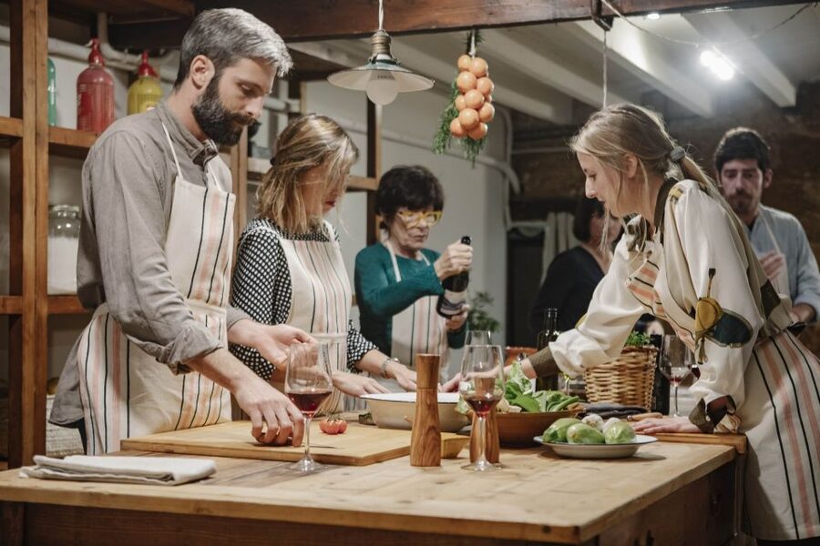 Mallorca: Market Visit and Traditional Cooking Workshop - Starting with Palma’s Olivar Market