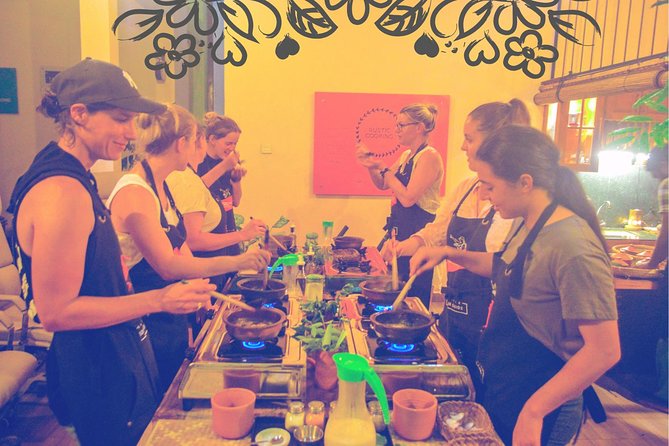 Market Tour and Hands-On Cooking Class Colombo - Learning to eat like a Sri Lankan host