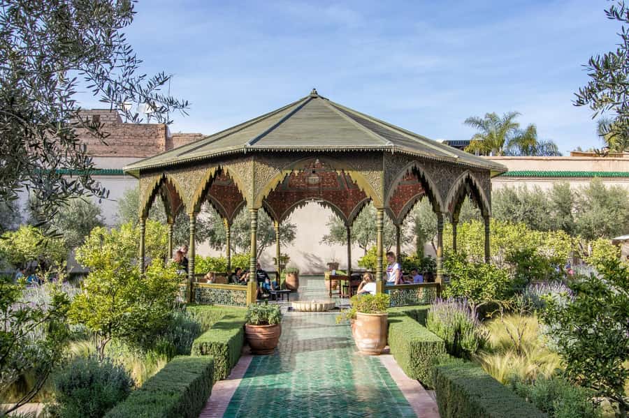 Marrakech: Ben Youssef Medersa, Le Jardin Secret & Souk Tour - How the guides shape the experience