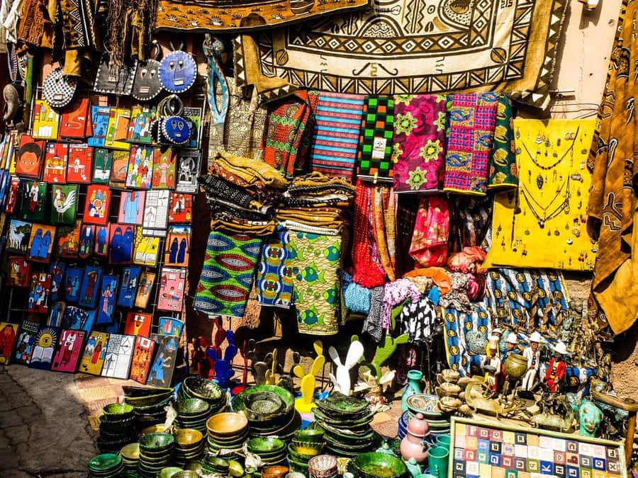 Marrakech: Hidden Souks Shopping Tour with Private Guide - Rue Fhal Zefriti and the one-hour shopping stretch