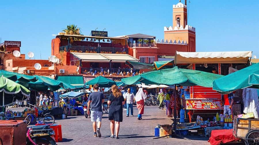 Marrakech: Medina and Souks Walking Tour - Berber jewelry, ceramics, caftans, and lanterns