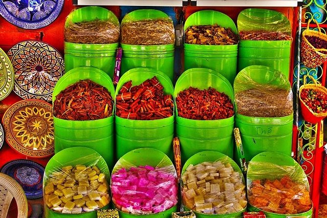 Marrakech: Medina Souks Guided Walking Tour - Souk Semmarine and the final shopping stretch