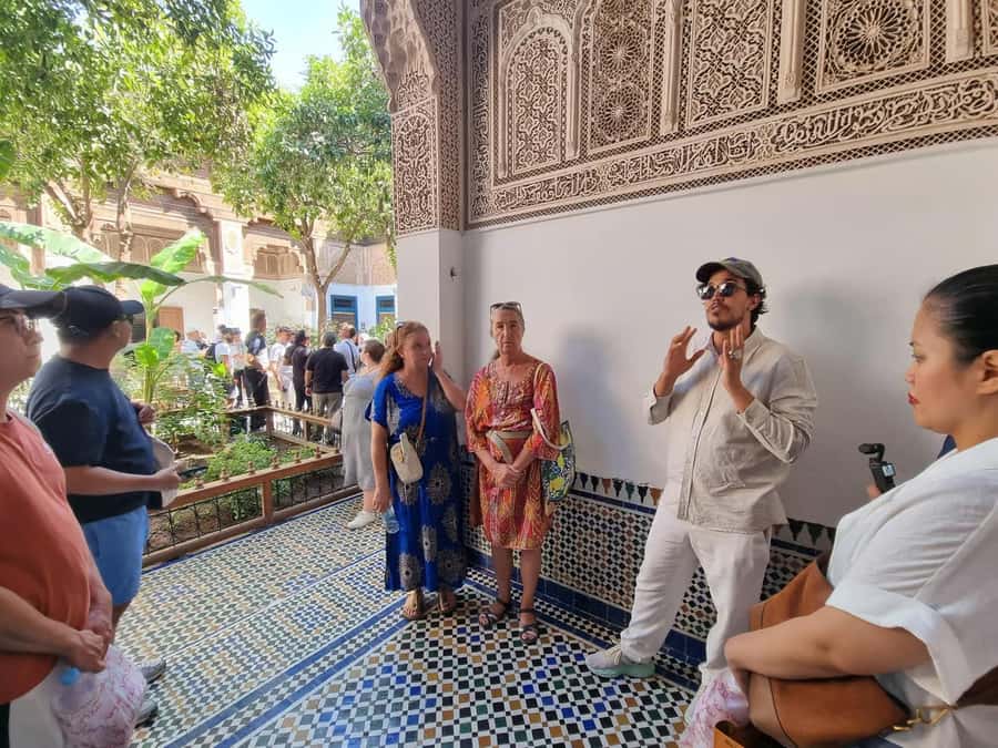 Marrakech: Monuments, Souks and Medina Guided Walking Tour - Why this four-hour walk is useful on a first day