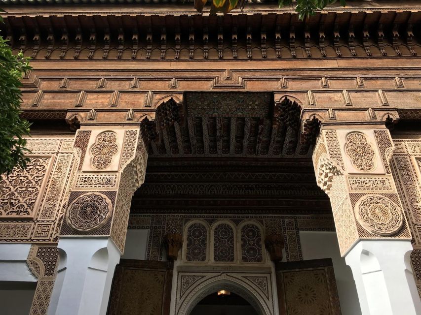 Marrakech: Monuments, Souks and Medina Guided Walking Tour - Workshops where old crafts remain practical
