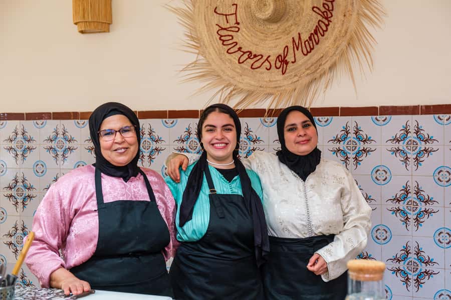Marrakech: Moroccan Cooking Class with Market Visit and Meal - Preparing tagine, salads, and dessert