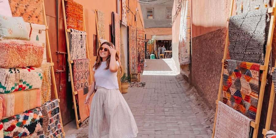 Marrakech Private Souks Shopping Tour - The farnatchi, hammam heating, and the neighborhood oven