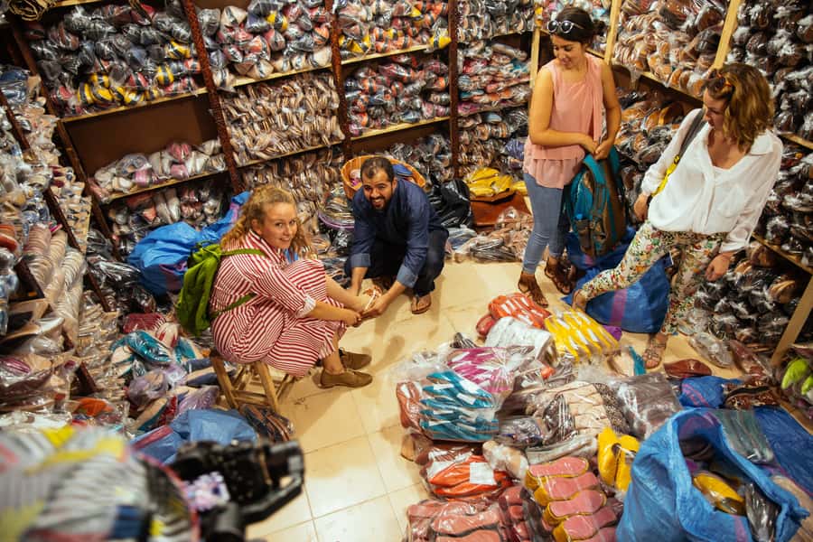Marrakech: Private Souks Tour with Tea and Traditional Snack - A meaningful stop at the women’s cooperative