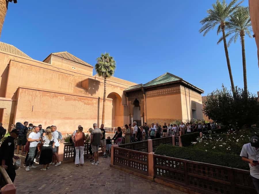 Marrakech: Saadian Tombs, Bahia Palace, Medina and Souk Tour - Pacing, group size, and family considerations