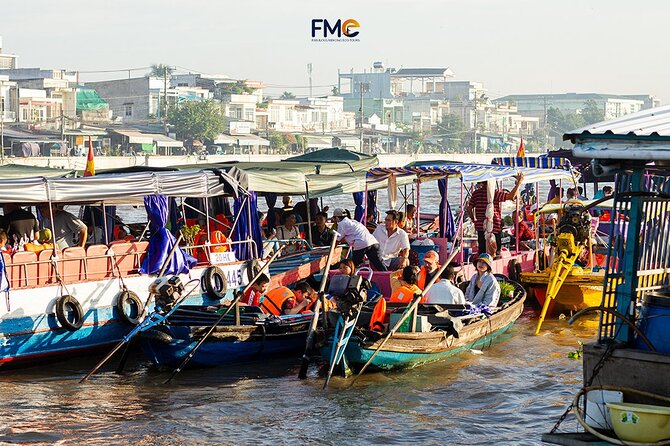 Mekong day tour Visit Cai Rang Floating Market pick up in Sai Gon - Cai Rang Floating Market in working hours