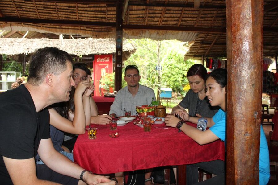 Mekong Delta 2 Days: Floating Markets & Cultural Exploration - A sampan ride and Tan Phong Island by bicycle