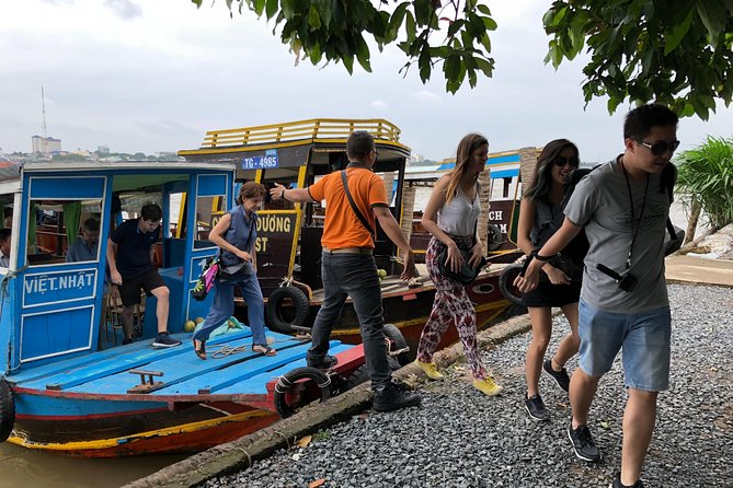 Mekong Delta Cai Rang Floating Market To The Contryside Road - Lunch and the practical value of included meals