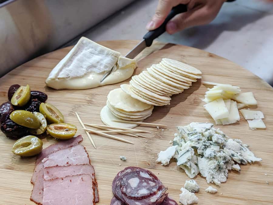 Melbourne Flavors: Queen Victoria Market Food Tour - Key points at a glance
