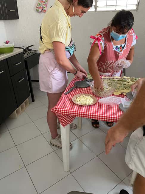 Mérida: Flavors of Yucatan Cooking Class & Market Tour - What the $105 price covers