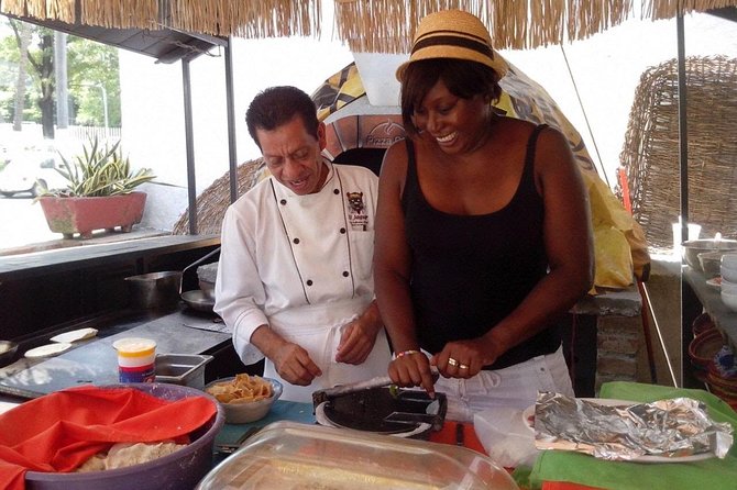 Mexican Cooking Class & Market Tour with a Professional Chef - Starting in Acapulco with a local market visit