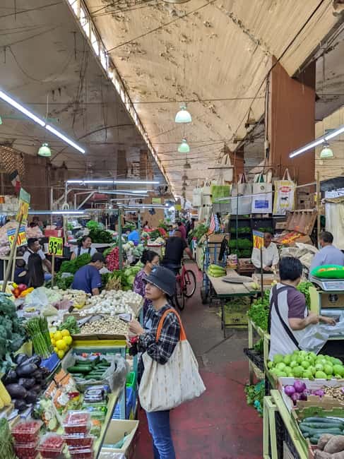 Mexico City: Mystic Markets La Merced & Sonora Culinary Tour - Entering La Merced with someone who grew up there