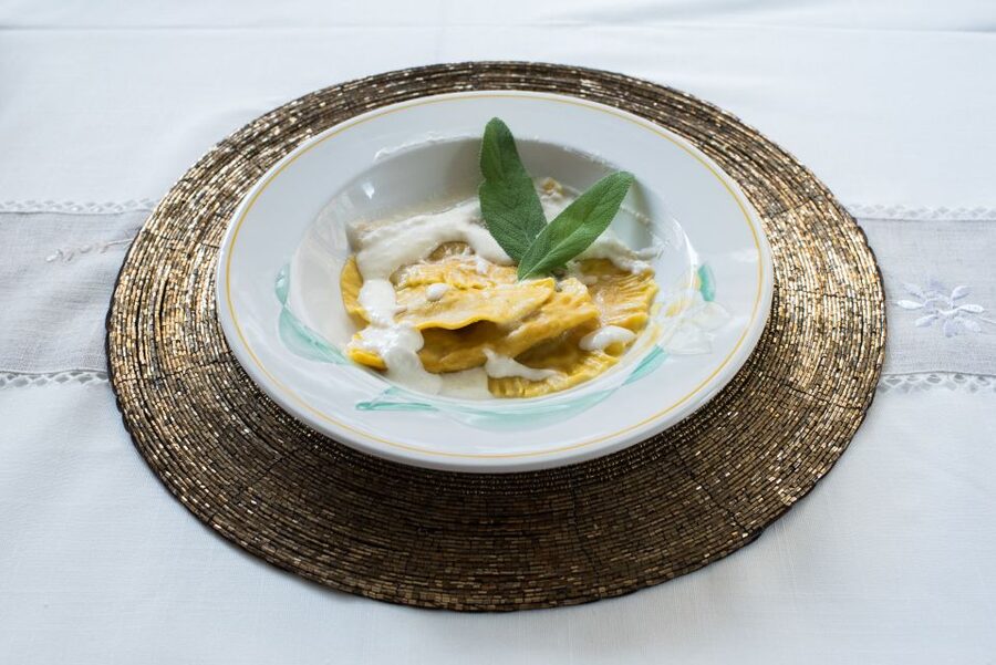 Milan: Market and Meal at a Local's Home - Key points to know before booking