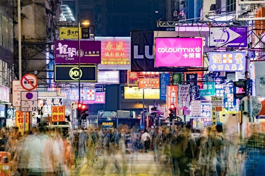 Mong Kok (Kowloon) Street Markets Private Walking Tour - Walking, transport, and physical comfort