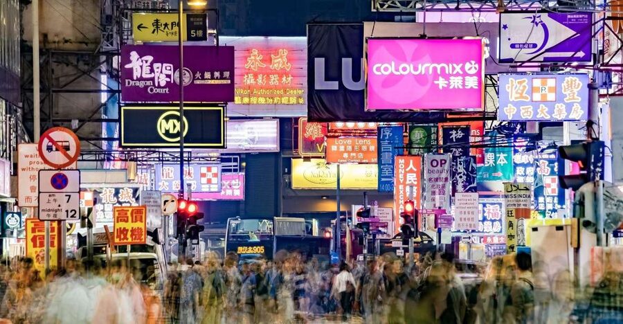 Mong Kok (Kowloon) Street Markets Private Walking Tour - Finding your way through Mong Kok’s market streets