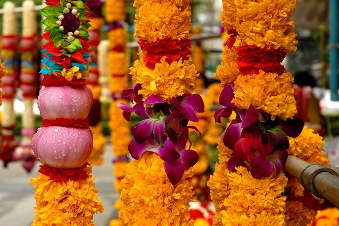 Morning Buddhist Almsgiving, Grand Palace and Flower Market Tour in Bangkok - Should you book the Buddhist almsgiving and palace tour?