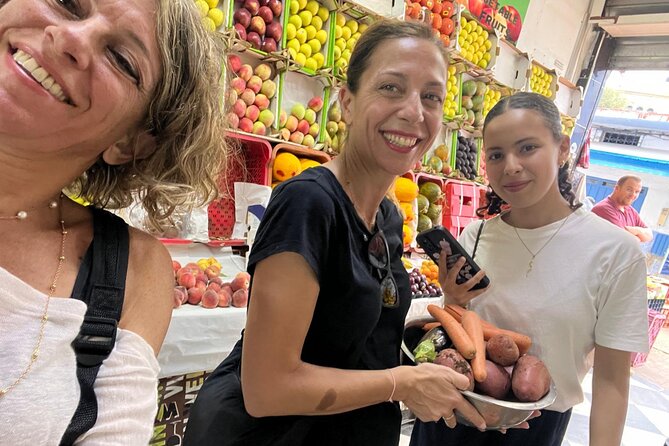 Moroccan Cooking Class with a Local Family & Market Visit - Who should book this class