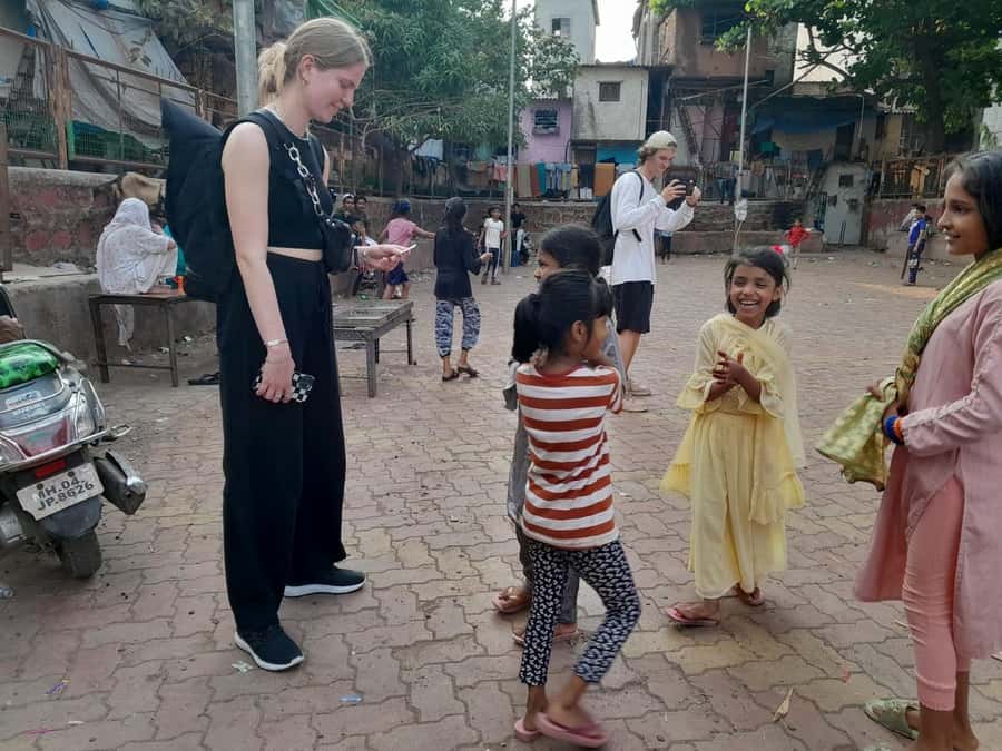 Mumbai:Dhobi Ghat Laundry,Dharavi Slum & Flower market Tour - Why this Mumbai tour feels different