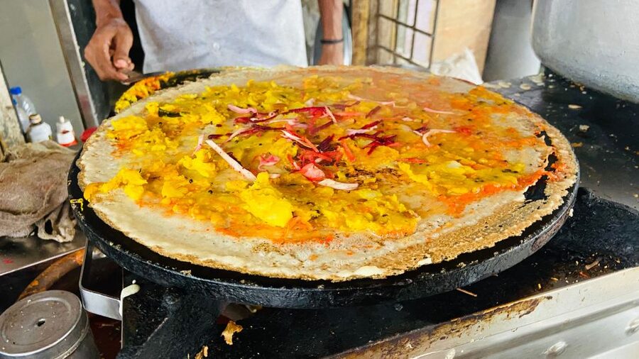 Mumbai: Evening Street Food Tasting & Cultural Market Tour - What $26 includes, and what it does not