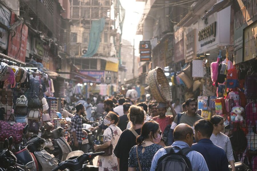 Mumbai: Local Markets & Temples Tour - Bombay Panjrapole and more than 350 cows