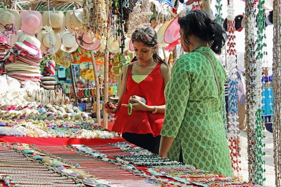 Mumbai: Magical Markets Tour - Mangaldas Market and Mumbai’s cloth trade