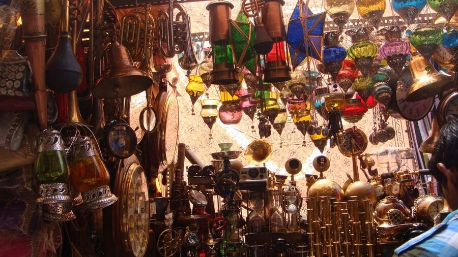 Mumbai Market Tour - Shopping tour or cultural walk?