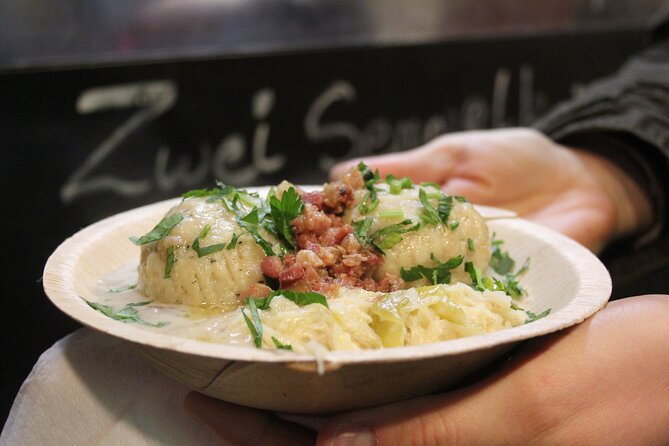 Munich Christmas Market Food Tour with Tastings - Starting at Marienplatz with Munich’s best-known market