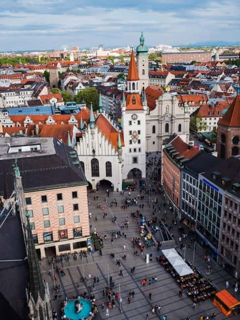 Munich Premium Christmas Market Hopping with Sightseeing Tour - Viktualienmarkt and the local flavor of the route