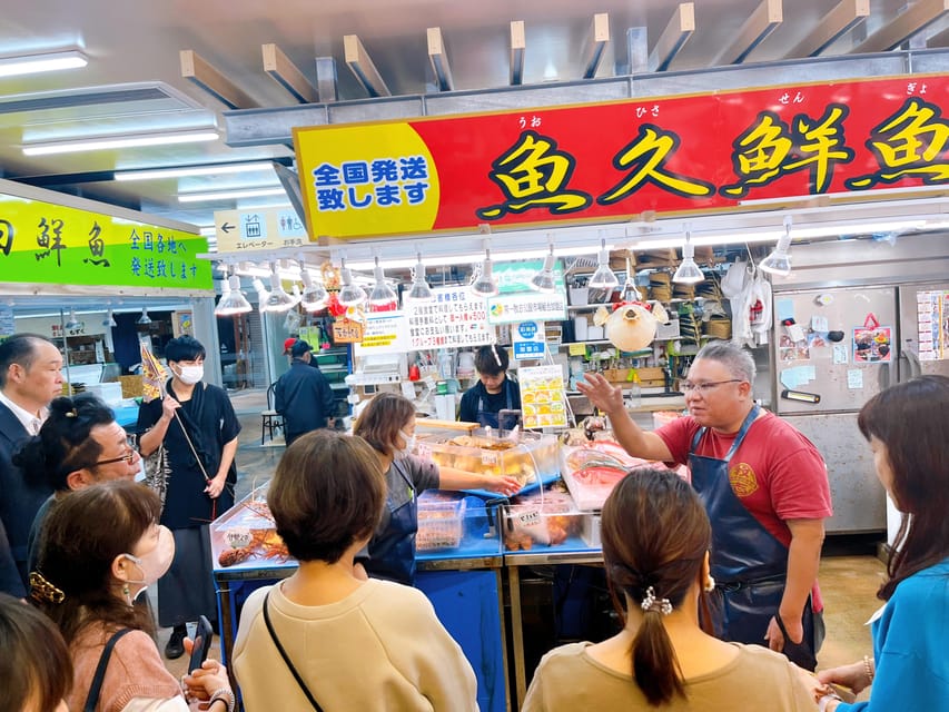 Naha Makishi Public Market : Sushi making experience - Who will enjoy this most