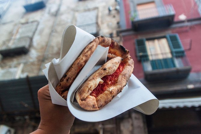 Naples Street Food Experience with local guide - Small Group Tour - Pignasecca Market and Naples’ working side