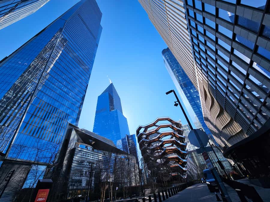 New York: High Line, Chelsea Market, and Vessel Guided Tour - What the guides add to the walk