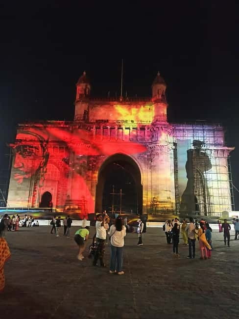 Night Tour: Mumbai’s Nights & Buzzing Bazaars - Dhobi Ghat, a quick look at working Mumbai