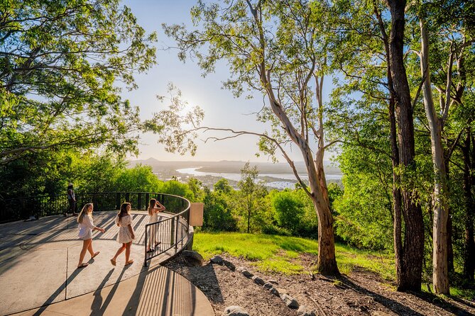 Noosa Heads and Eumundi Markets Private Tour from Brisbane - Noosa Main Beach and Surf Beach: the relaxed middle of the day