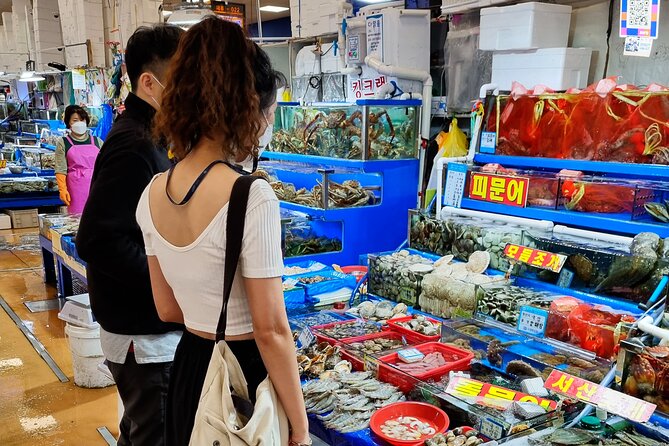 Noryangjin Fish Market Dinner - Who will enjoy this experience most?