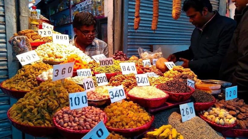 Old Delhi: Khari Bawli - Asia's Largest Spice Market - Why Khari Baoli is worth your morning