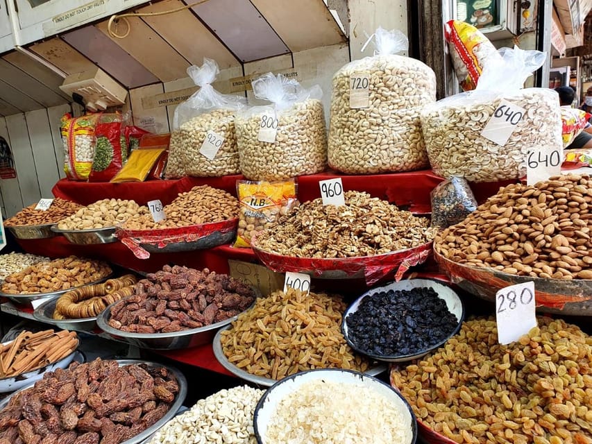 Old Delhi Temples and Spice Market Tour - Tuk-tuk through the old city