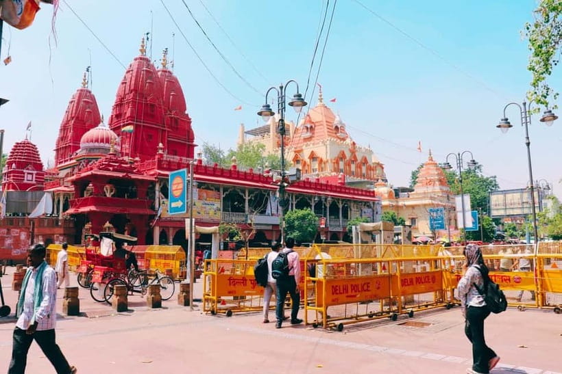 Old Delhi Temples and Spice Market Tour - Khari Baoli, where Old Delhi smells like spice