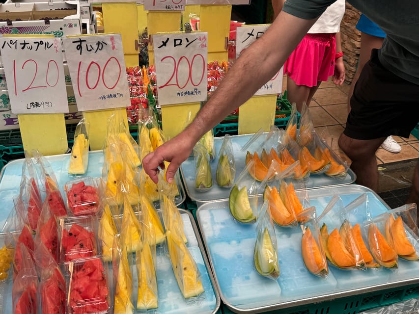 Osaka: Kuromon Market 1.5-Hour Seafood & Street Food Tour - Private or Group: Which Format Gives You Better Value?