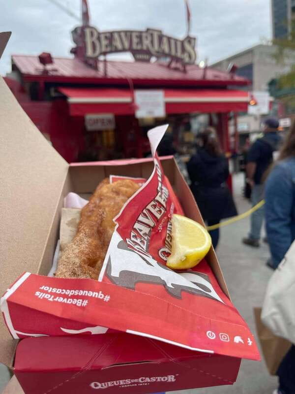 Ottawa: Evening Taste of the ByWard Market Food Tour - Why an evening food walk works well in ByWard Market