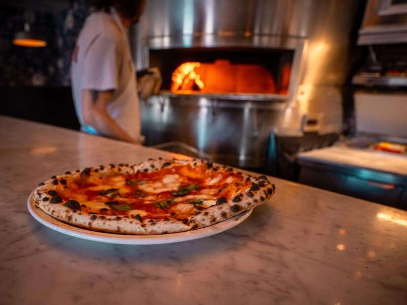 Ottawa: Evening Taste of the ByWard Market Food Tour - Who should book this tour?