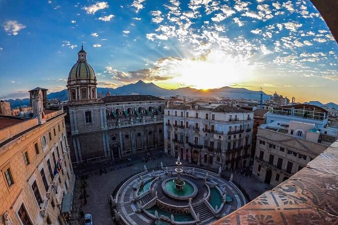 Palermo in 2 hours Main monuments and historic markets - Teatro Massimo sets the scene