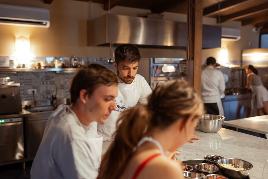 Palermo: Market Tour and Sicilian Cooking Class with Lunch - From Capo Market to the cooking table