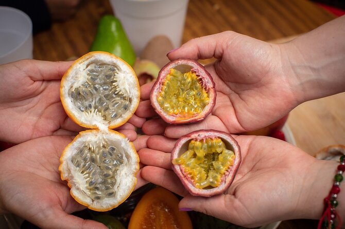 PALOQUEMAO MARKET FOOD TOUR. EXOTIC FRUIT. LOCAL SNACKS. /Min 2 pax - Why Paloquemao works so well for a food tour