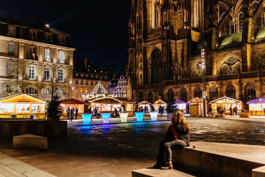 Paris: Christmas Market Guided at Notre Dame & Food Tasting - Restoration displays and a cathedral with a modern story