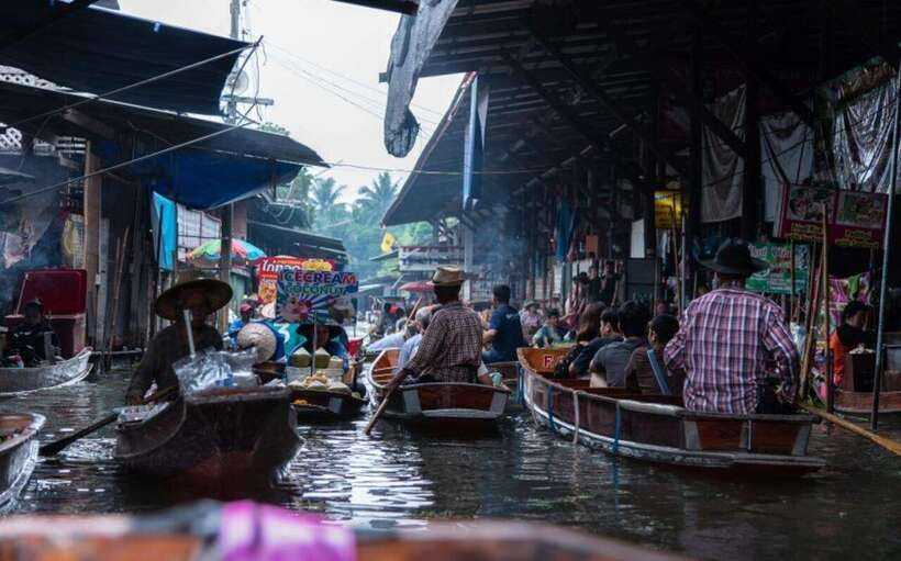 Pattaya: Buddha, Floating Market, Gems Museum Tour & Lunch - Bali Hai Pier and the Pattaya waterfront