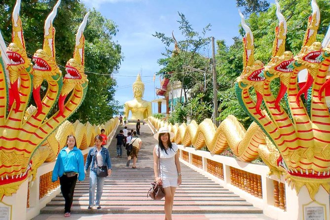 Pattaya Viewpoint, Big Buddha & Floating Market with Lunch - Lunch and browsing at Pattaya Floating Market