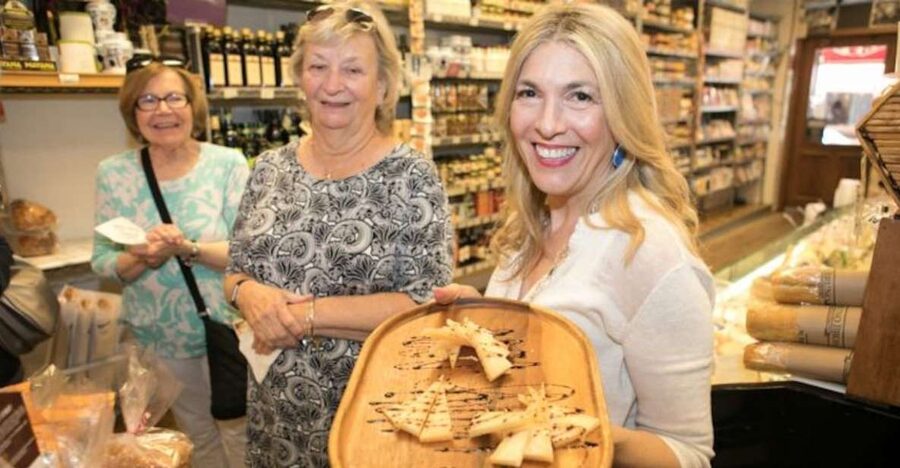 Philadelphia: Inside the Italian Market: Tasting Journey - Key points at a glance